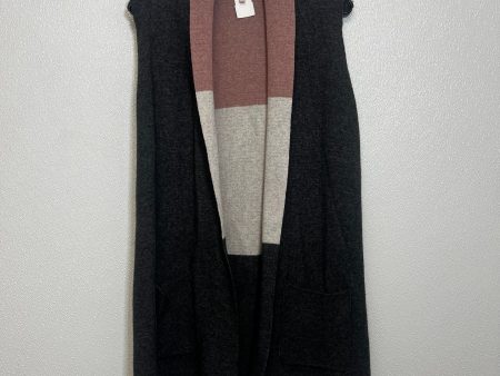 Vest Sweater By Clothes Mentor In Charcoal, Size: S Discount