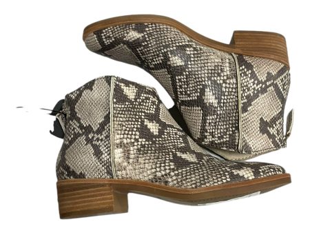 Boots Ankle Flats By Dolce Vita In Snakeskin Print, Size: 6.5 Sale